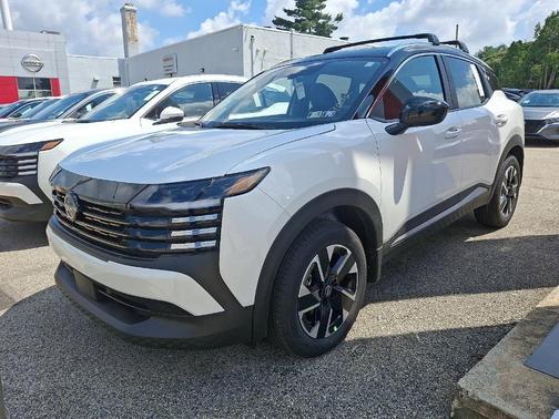 2025 Nissan Kicks SV
