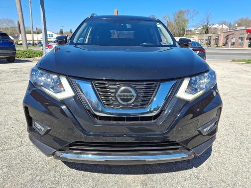 Magnetic Black 2019 Nissan Rogue SV