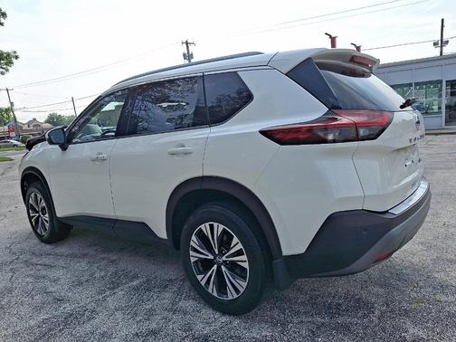 2021 Nissan Rogue SV