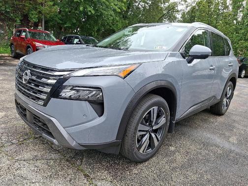 2025 Nissan Rogue SL