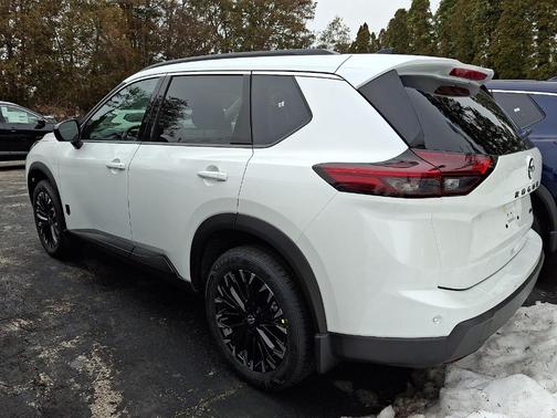 Everest White P 2026 Nissan Rogue Dark Armor