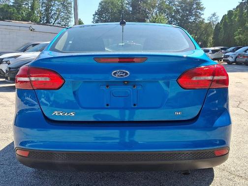 Blue Candy Metallic Tinted Clearcoat 2016 Ford Focus SE