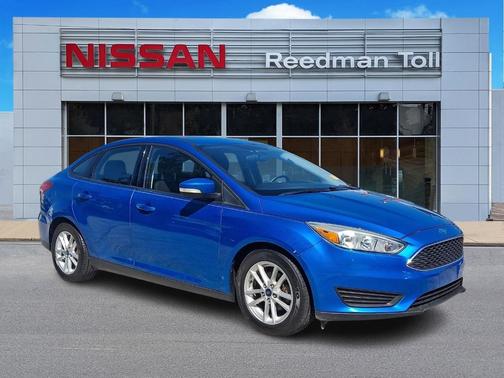 Blue Candy Metallic Tinted Clearcoat 2016 Ford Focus SE