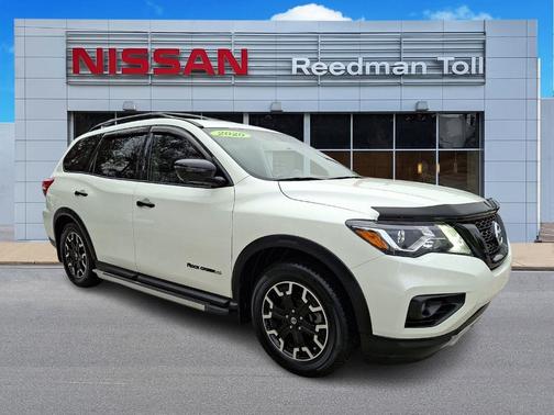 2020 Nissan Pathfinder SL