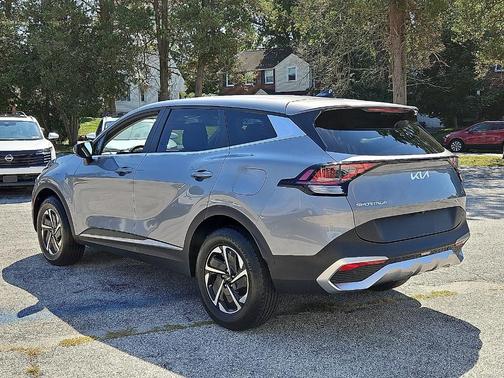 2023 Kia Sportage Hybrid LX