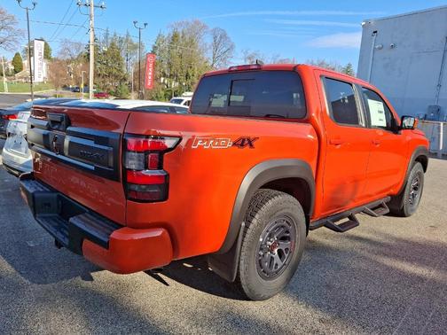 2025 Nissan Frontier PRO-4X