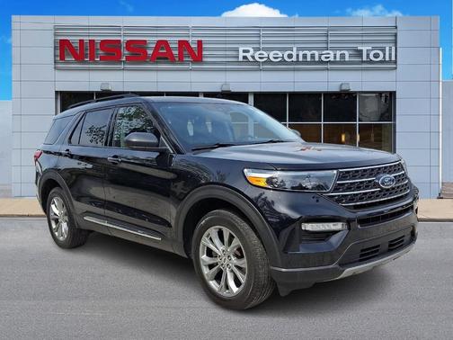 Agate Black Metallic 2023 Ford Explorer XLT