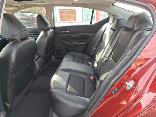 2022 Nissan Altima 2.0 SR