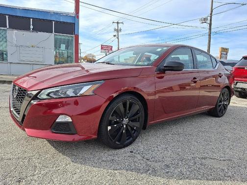 2022 Nissan Altima 2.0 SR