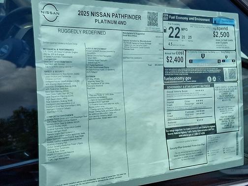 2025 Nissan Pathfinder Platinum