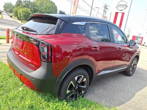 2025 Nissan Kicks SV