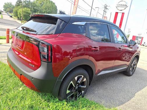 2025 Nissan Kicks SV
