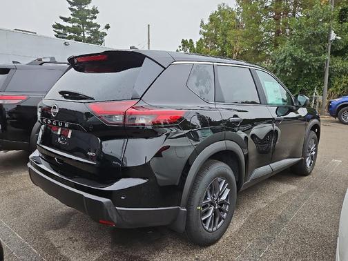 2025 Nissan Rogue S