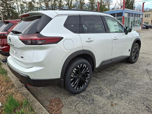 Everest White P 2026 Nissan Rogue Dark Armor