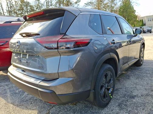 Gun Metallic 2026 Nissan Rogue SV