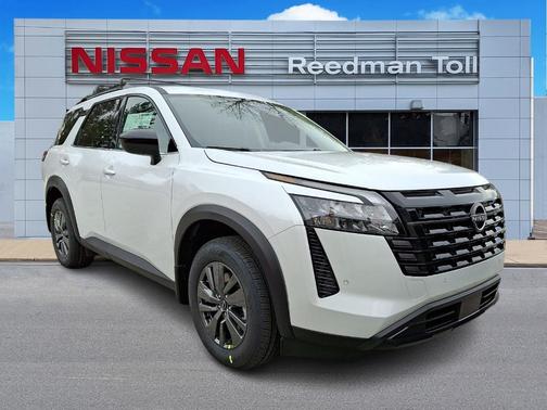 2026 Nissan Pathfinder SV