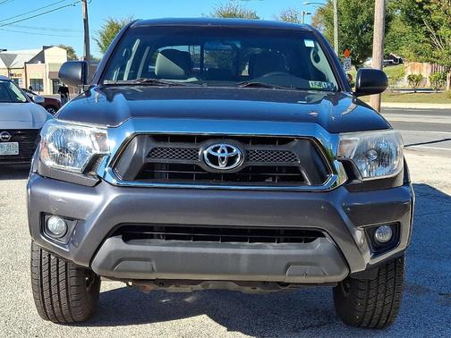 2015 Toyota Tacoma Base