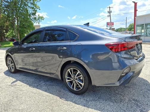 2022 Kia Forte LXS
