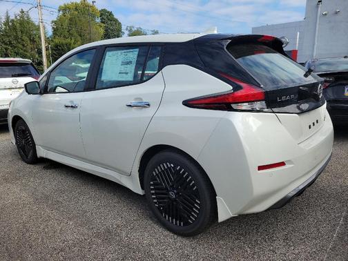 2025 Nissan Leaf SV PLUS