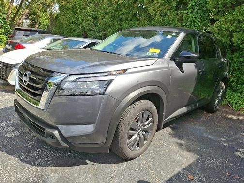 2024 Nissan Pathfinder S