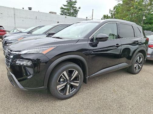 2025 Nissan Rogue SL