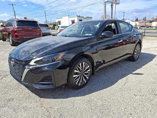 2023 Nissan Altima 2.5 SV