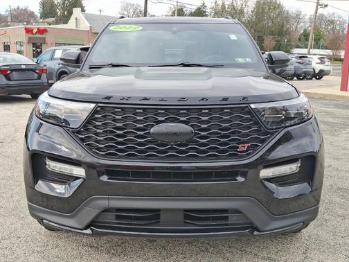 2022 Ford Explorer ST