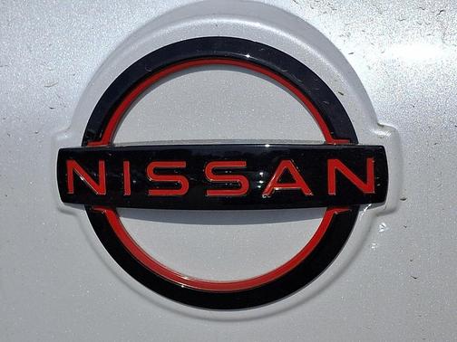 Everest White P 2026 Nissan Rogue Rock Creek