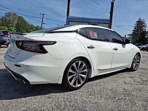 2021 Nissan Maxima Platinum