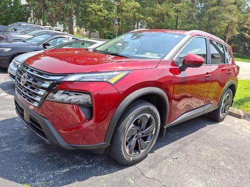 2025 Nissan Rogue SV