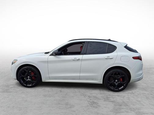 Alfa White 2023 Alfa Romeo Stelvio Veloce AWD