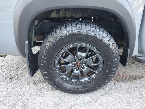 2022 Nissan Frontier PRO-4X