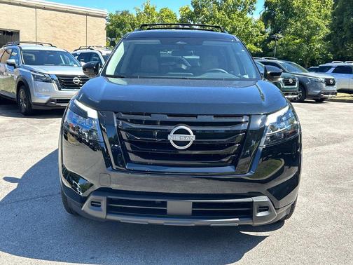 2025 Nissan Pathfinder SV 4WD