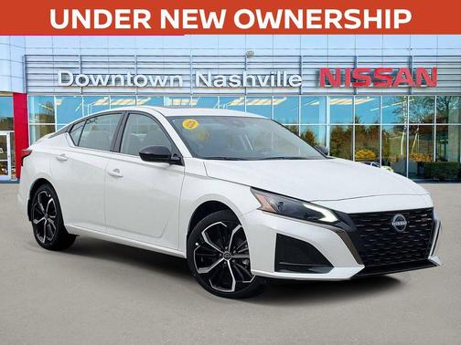 2025 Nissan Altima SR FWD