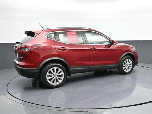 2022 Nissan Rogue Sport SV