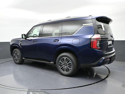 2025 Nissan Armada Platinum 2WD