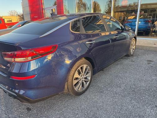 2019 Kia Optima S