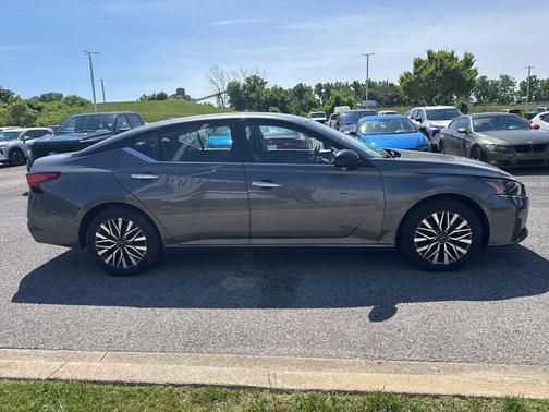 Gun Metallic 2025 Nissan Altima 2.5 SV