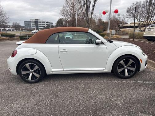2019 Volkswagen Beetle 2.0T SE