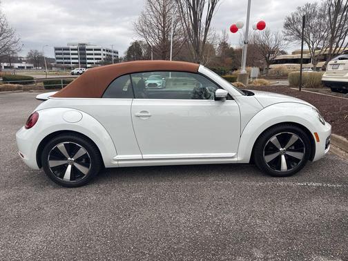 2019 Volkswagen Beetle 2.0T SE