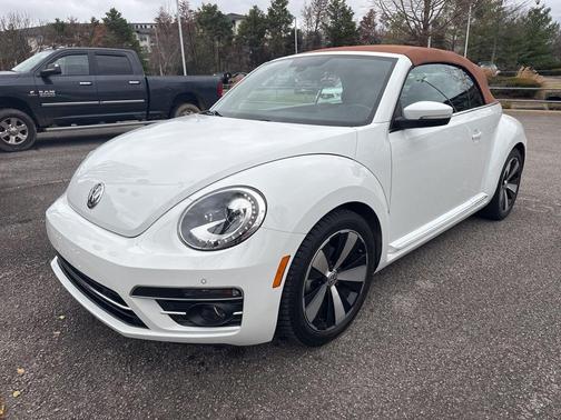2019 Volkswagen Beetle 2.0T SE