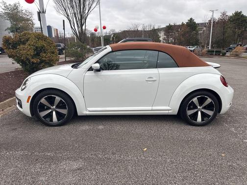 2019 Volkswagen Beetle 2.0T SE