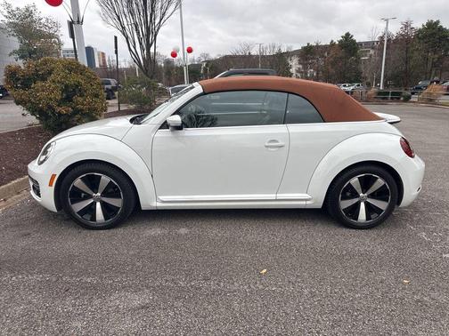 2019 Volkswagen Beetle 2.0T SE