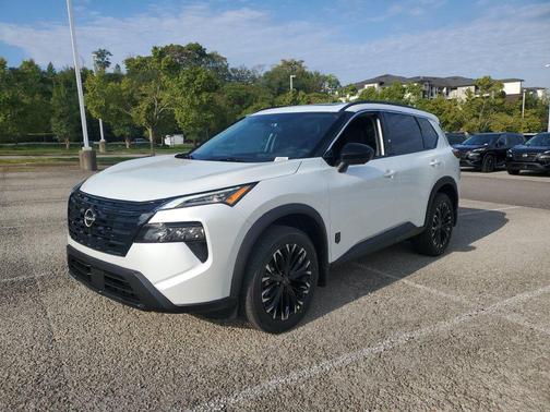 Dark 2027 Nissan Rogue