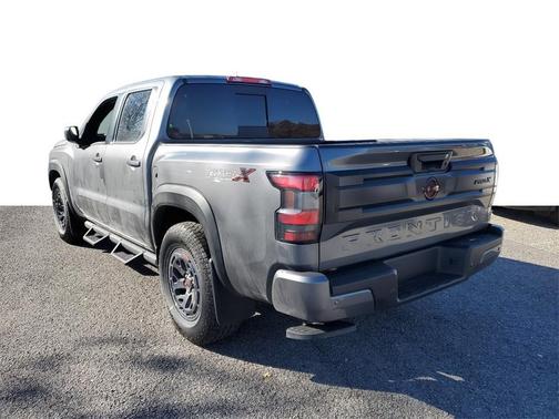2025 Nissan Frontier PRO-X