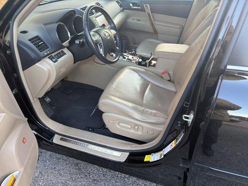 2012 Toyota Highlander Limited