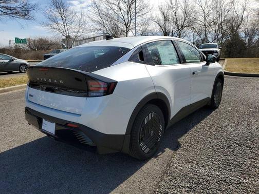 White Pearl 2026 Nissan Leaf S+