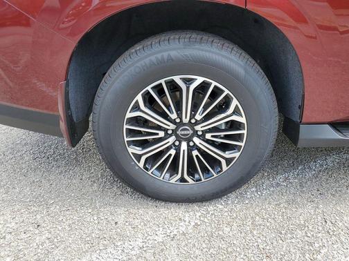 2025 Nissan Armada SL 4WD
