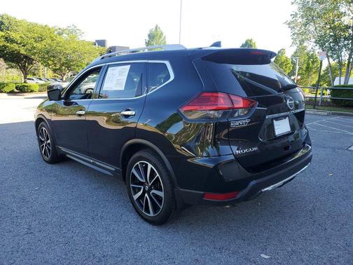 Magnetic Black 2017 Nissan Rogue SL