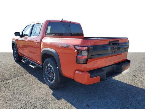 2025 Nissan Frontier PRO-X